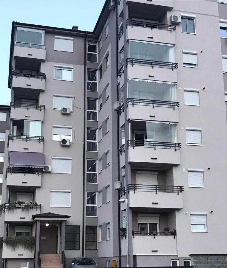 River Apartment Paraćin Eksteriør bilde